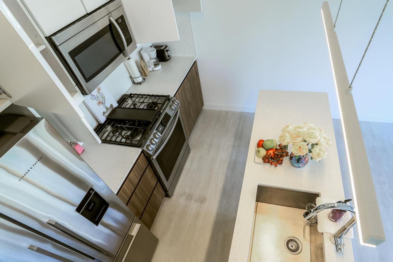 Appartement Vibrant & Modern Loft-style Walkout Near Lrt